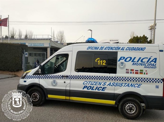 Agentes de Hortaleza denuncian durante un partido de fútbol a varios jugadores d