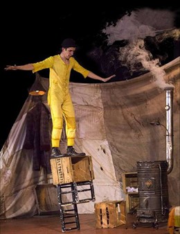 Málaga.- El Teatro Cánovas despide la temporada con el ciclo de humor, que trae clown, música y un monólogo