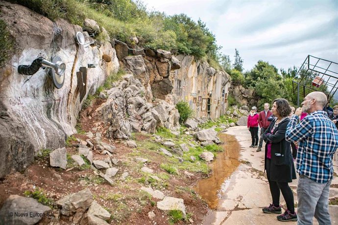 EREÑO Inaugura UNA GALERÍA OBSERVATORIO DE ARTE Y NATURALEZA EN LA CANTERA GERANDA