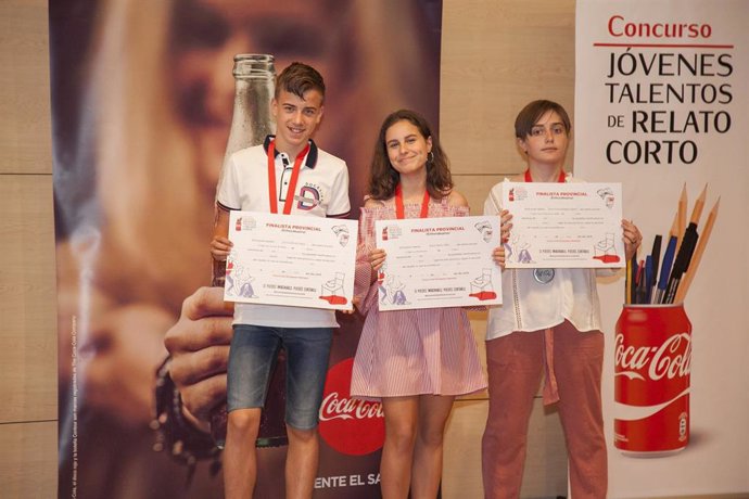 Jaén.- Una alumna del colegio Santa María de la Capilla gana el 59 Concurso Coca-Cola Jóvenes Talentos de Relato Corto