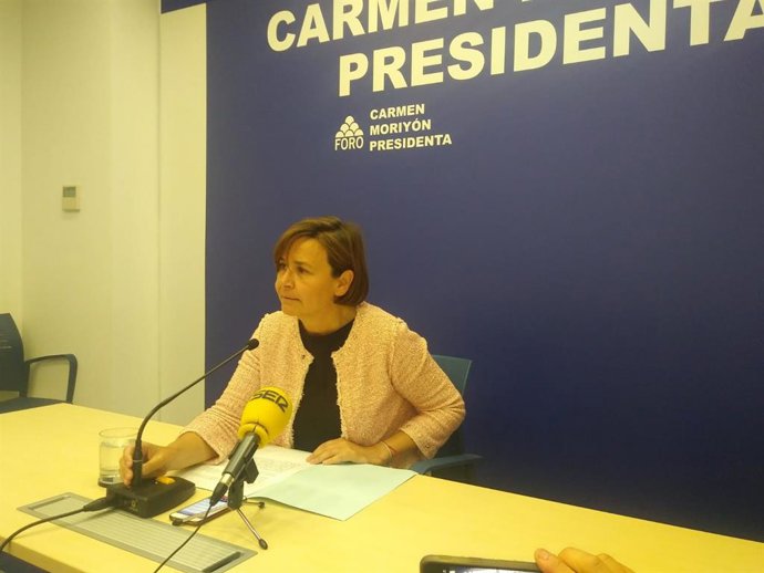 AV.-Carmen Moriyón anuncia que no recogerá su acta de diputada, pero continuará como presidenta de Foro