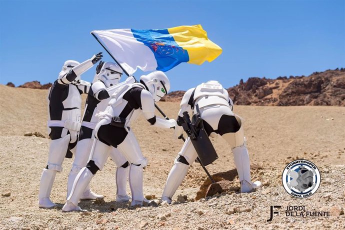Los Stormtroopers inmortalizan el Día de Canarias en el Teide