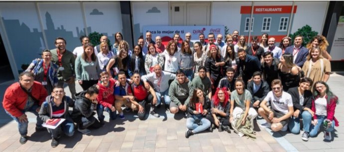 Coca-Cola European Partners celebra 'Speed Dating', una sesión para capacitar a 85 participantes de GIRA Jóvenes