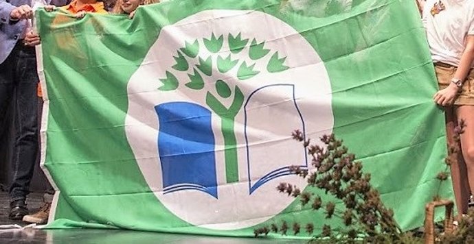 Málaga.- El CEIP Josefina Aldecoa de Torre de Benagalbón renueva su Bandera Verde Ecoescuela