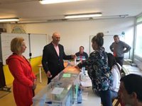 Echevarría habla de "errores humanos", defiende que hay "garantías" y no teme acusaciones de "pucherazo"