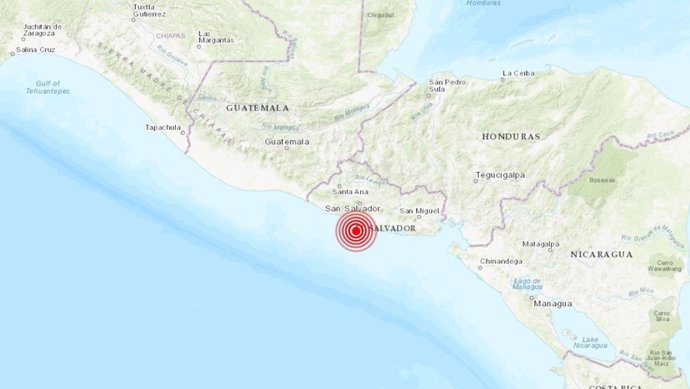 Un sismo de 6,6 grados sacude a El Salvador