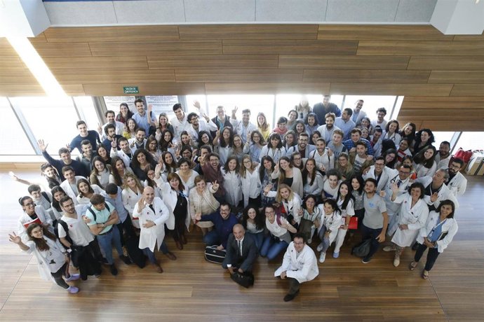 Valdecilla recibe a los 101 nuevos residentes que comienzan este año su formación especializada