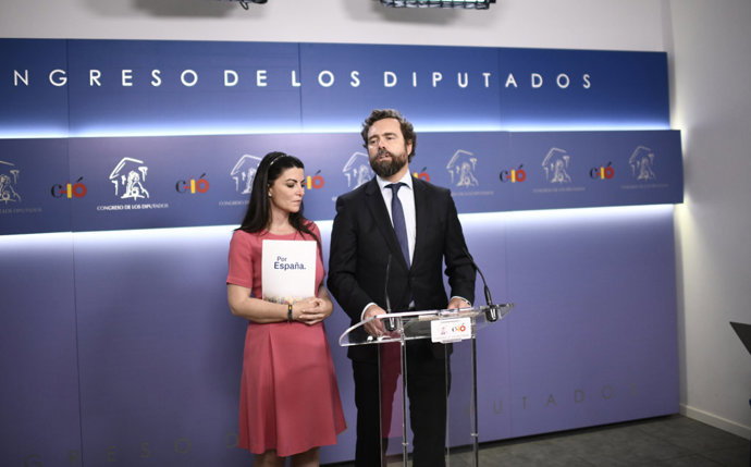 Rueda de prensa de VOX en el Congreso de los Diputados
