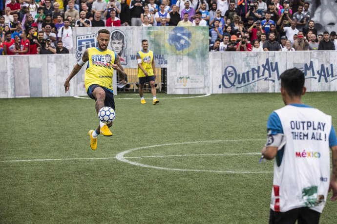 Fútbol.- Neymar trae su torneo de fútbol callejero en junio a Valencia y Madrid