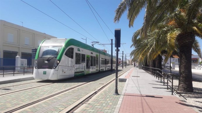 Cádiz.- El tranvía de la Bahía de Cádiz retoma las pruebas desde Chiclana a San Fernando
