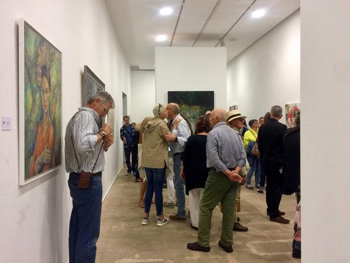 El programa 'Estira't' del Consell cercar educar a escolars sobre la prctica d'estiraments