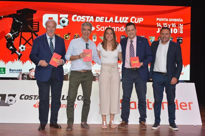 Fútbol.- Vicente del Bosque apadrina el Costa de la Luz Cup Santander