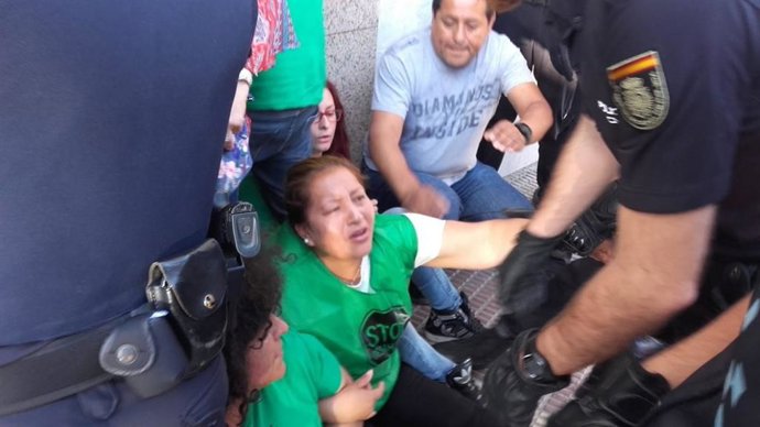 Revierten un desahucio en Parla ya ejecutado después de los trámites de la PAH con el banco