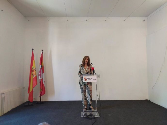 Artistas españoles e iberoamericanos reflexionan sobre el problema del arte público en una exposición en Segovia