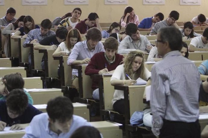 Un total de 5.106 estudiantes realizarán la EBAU en Extremadura, que cuenta como novedad con un protocolo de seguridad