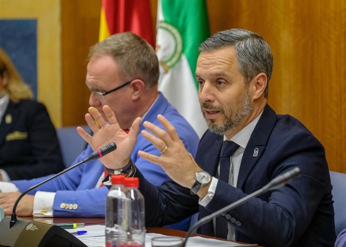 Junta garantiza que la nueva minería es "una oportunidad para el empleo" y cumple "escrupulosamente" la norma