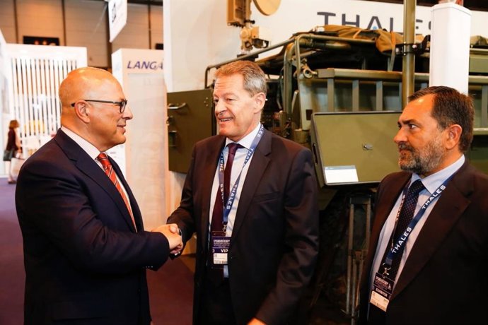 Thales aporta al Ejército de Tierra un sistema de 'limpieza de rutas' para detectar explosivos o individuos hostiles