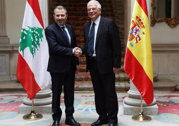 Josep Borrell y el ministro de Exteriores de Líbano, Gebran Bassil, comparecen ante los medios