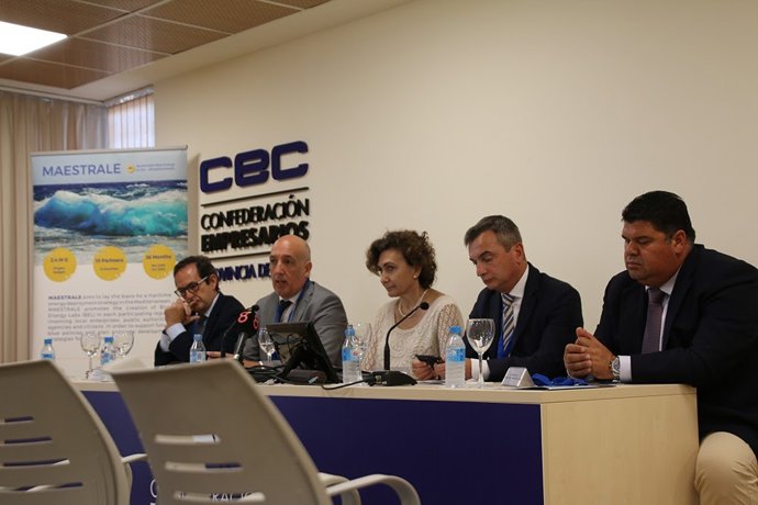 Cádiz.- El Clúster Marítimo Marino de Andalucía analiza las experiencias desarrolladas en materia de energías renovables