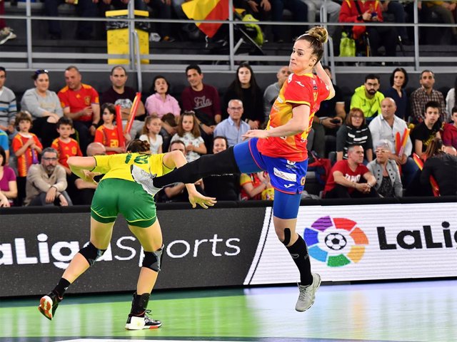 Nerea Pena, jugadora de la selección española femenina de balonmano.