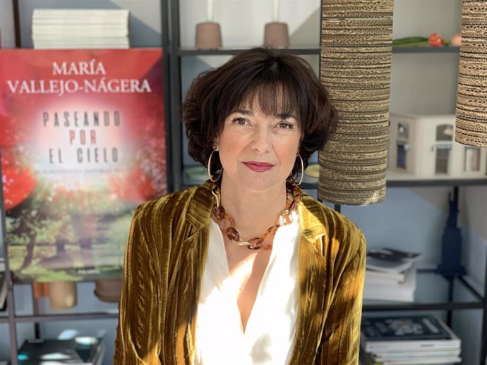 María Vallejo-Nágera publica 'Paseando por el cielo': "Se viven hechos sobrenaturales muy fuertes frente al sagrario"