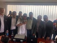 Santrich presenta documentos para ocupar su escaño en el Congreso colombiano tras ser puesto en libertad