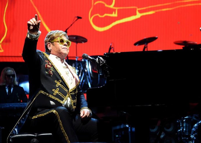 Elton John contra el Brexit: "Soy europeo, no un estúpido colonialista inglés"