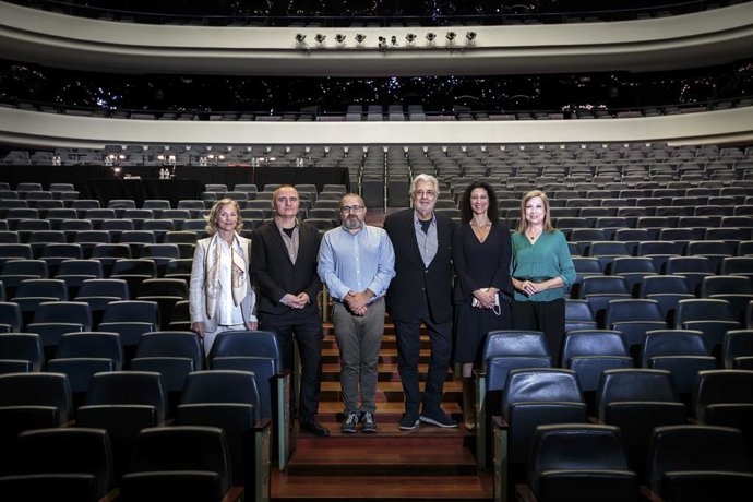 Cultura.- Plácido Domingo preside en Les Arts la final de las audiciones del Centre de Perfeccionament