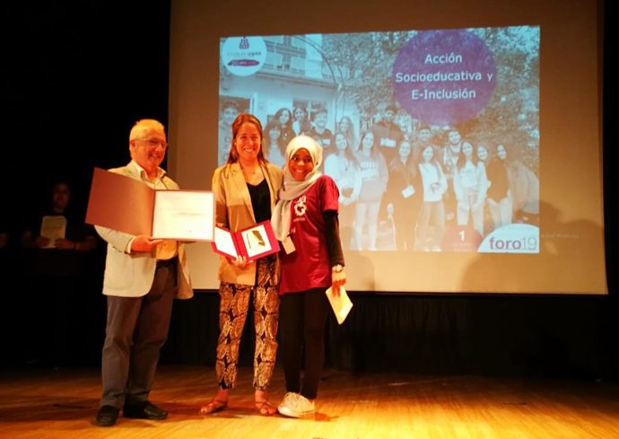 Fundación Esplai premia la labor de la joven vasca Ainhoa Pérez por impulsar un 