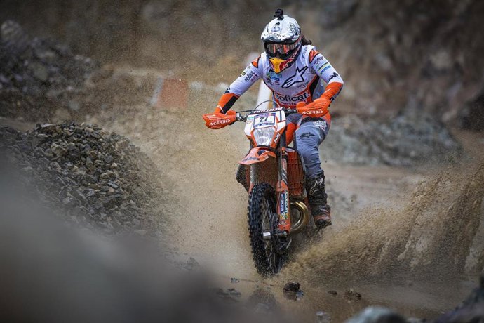 Motor.- Laia Sanz saldrá desde la primera línea de la Red Bull Hare Scramble