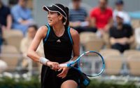 Muguruza sucumbe ante Stephens y se marcha de Roland Garros en octavos