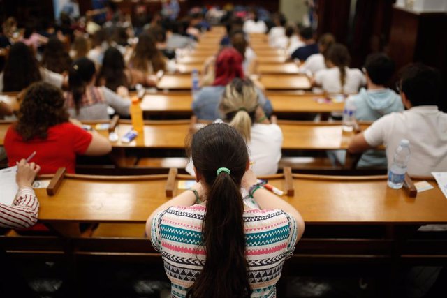La mitad de los estudiantes hacen la selectividad sin saber qué carrera quieren estudiar, según un estudio