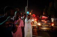 La oposición corta sus contactos con la junta militar de Sudán y llama a la "desobediencia civil total"