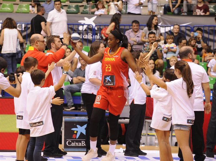 Baloncesto/Eurobasket.- Lucas Mondelo descarta a Lo y Araújo de su lista para el Eurobasket
