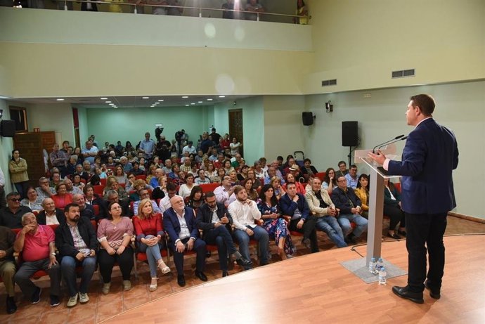 AMP.- Page avisa a Cs que es "mucho más negativo" acercarse a Vox que pactar con