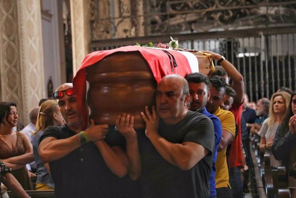 Multitudinario funeral a Reyes en Utrera - Superdeporte