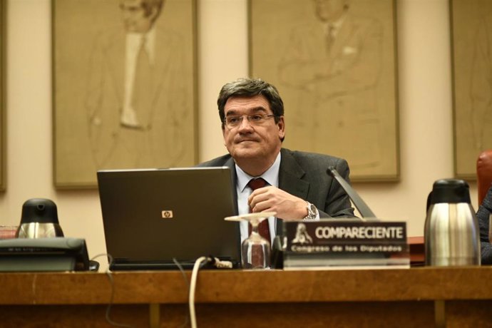 Comparecencia en el Congreso del presidente de la Autoridad Independiente de Responsablidad Fiscal (AIReF), José Luis Escrivá