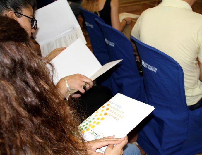 Huelva.- Diputación amplía el plazo de presentación de solicitudes para los cursos y becas del Plan HEBE al 11 de junio