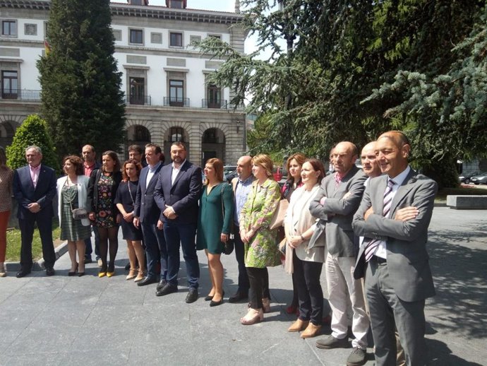 26M.- Barbón (PSOE) Elude Hablar De Pactos Regionales Y Dice Estar Centrado En Los Gobiernos Locales