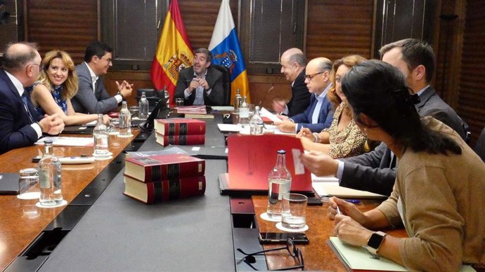 Consejo.- Canarias, única región que ha reducido su deuda pública en estos cuatro años