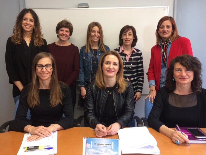 El Gobierno y organizaciones profesionales sanitarias realizan propuestas educativas contra el tabaquismo