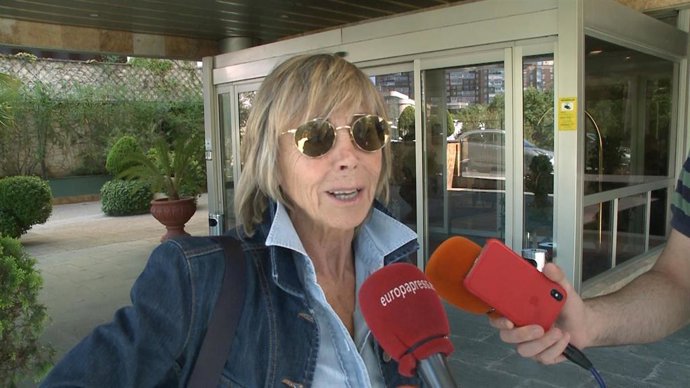 Marta Roca desea viajar hasta Honduras para aconsejar a Chelo que se aleje de Isabel Pantoja