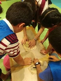 Teatro, naturaleza, baile o manualidades, protagonistas de la ludoteca infantil de Vallsur en junio