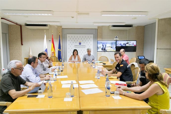 Canarias afronta la campaña contra incendios forestales con 1.357 efectivos, 15 aeronaves y 127 autobombas