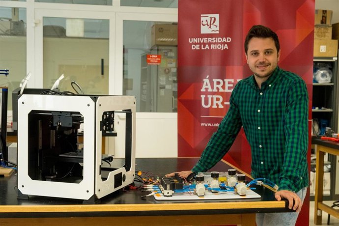 Universidad De La Rioja - Comunicación Archivos Adjuntos 9:30 (Hace 27 Minutos) Para Una Tesis Doctoral De La UR