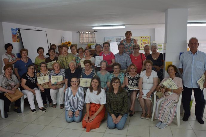 Huelva.- Más de 40 personas mayores participan en Palos de la Frontera en el Taller de la Memoria para fortalecerla