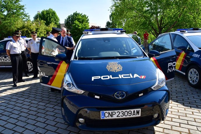 La Policía Nacional presenta sus nuevos vehículos radiopatrullas inteligentes, c