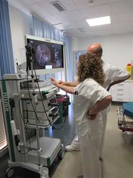 Almería.- El Hospital de Poniente incorpora dos nuevas técnicas para el diagnóstico de lesiones y patología pulmonares