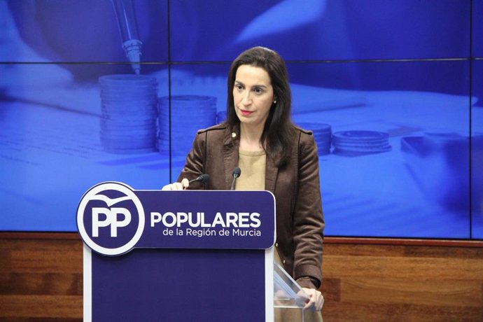 Paro.- Fuentes: "Las políticas económicas del PP hacen que la Región siga liderando la creación de empleo"