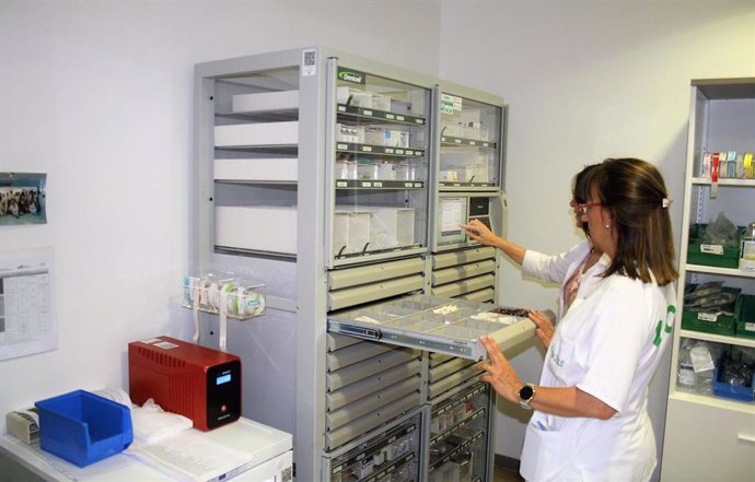 Granada.- Mejoran la seguridad del paciente crítico con sistemas automáticos de dispensación de medicamentos